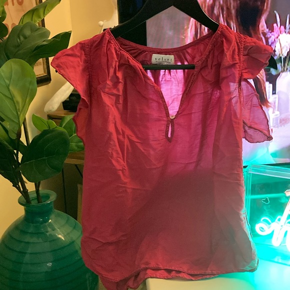 Velvet by Graham & Spencer Tops - VELVET By Graham and Spencer Ruffle Sleeve Short Sleeve Top Blouse XS Romantic